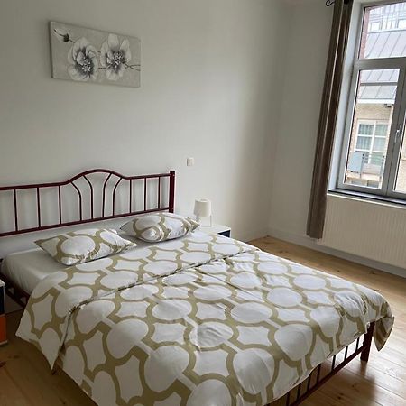 בריסל Modern Apartment Third Floor מראה חיצוני תמונה