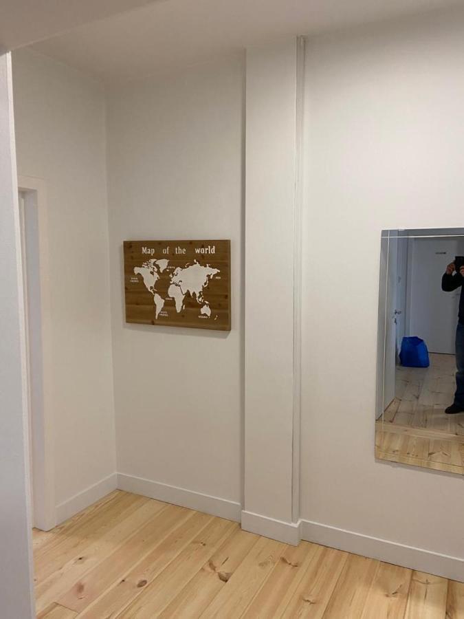 בריסל Modern Apartment Third Floor מראה חיצוני תמונה